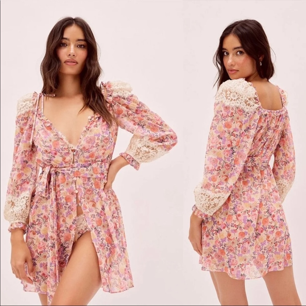 NWT FOR LOVE AND LEMONS Gardenia Robe, XS